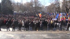 Vlad Plahotniuc si-a scos sustinatorii la atac